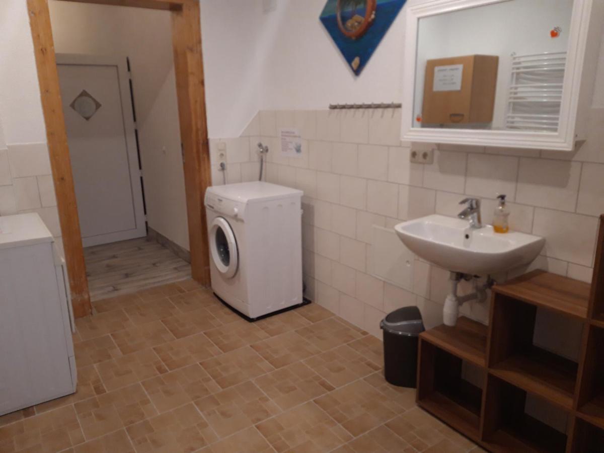 Ferienwohnung Erz-Hostel Thermalbad Wiesenbad エクステリア 写真